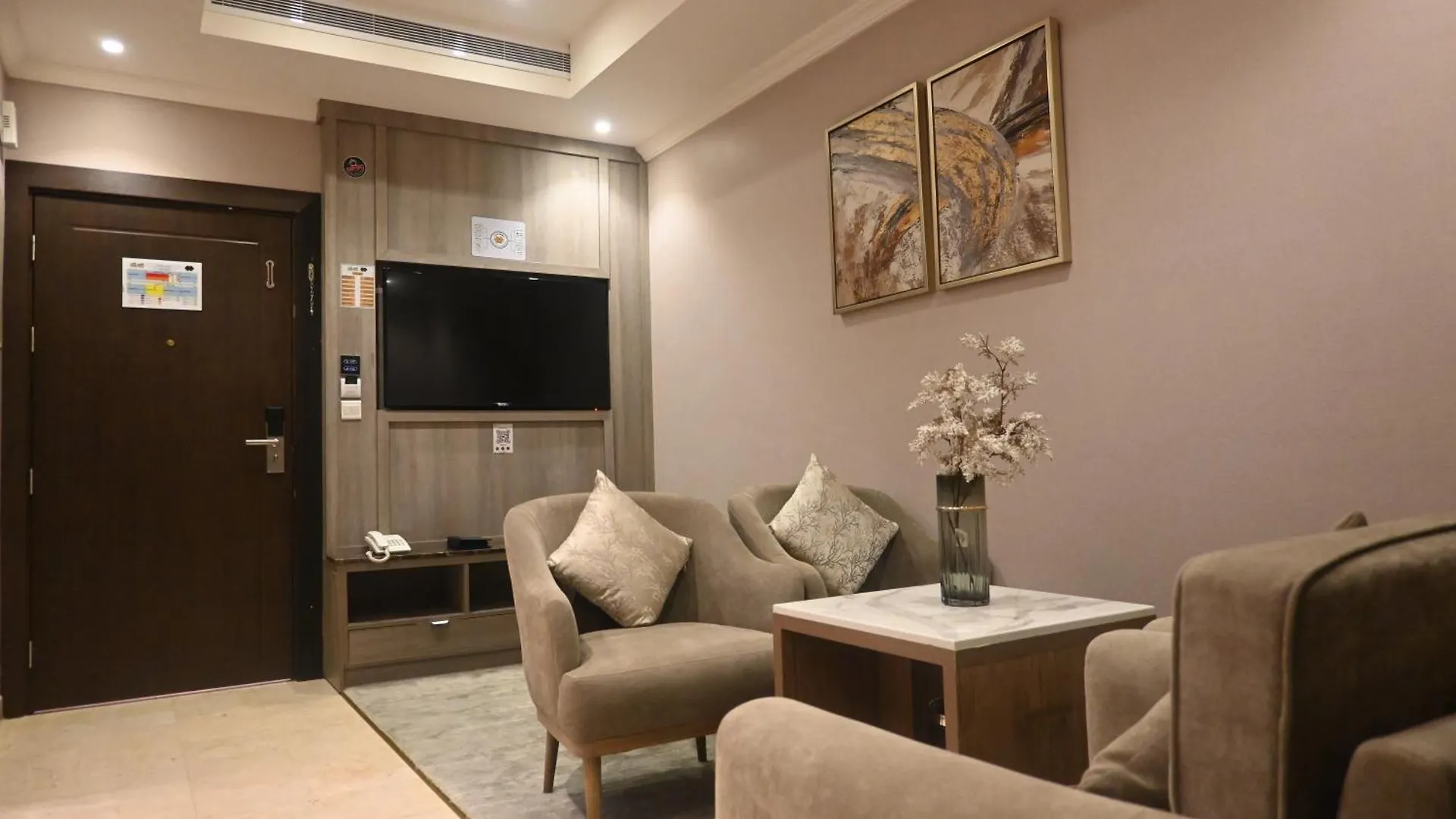 Nars Plus Al Basateen Jeddah Apartment