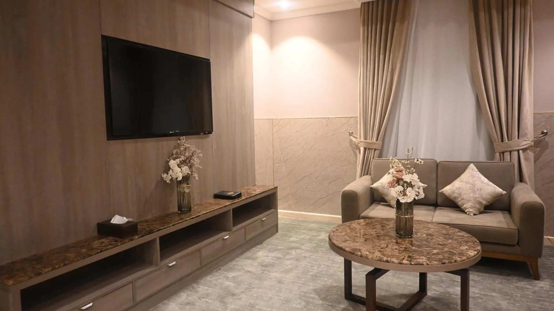 Nars Plus Al Basateen Jeddah Saudi Arabia